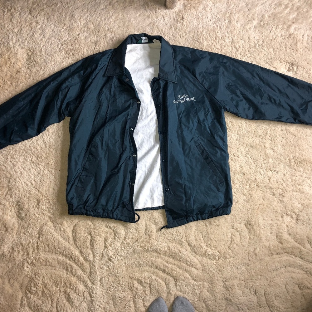 Roslyn Savings Bank - The Warm Up Windbreak L
